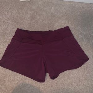 Lululemon run times short